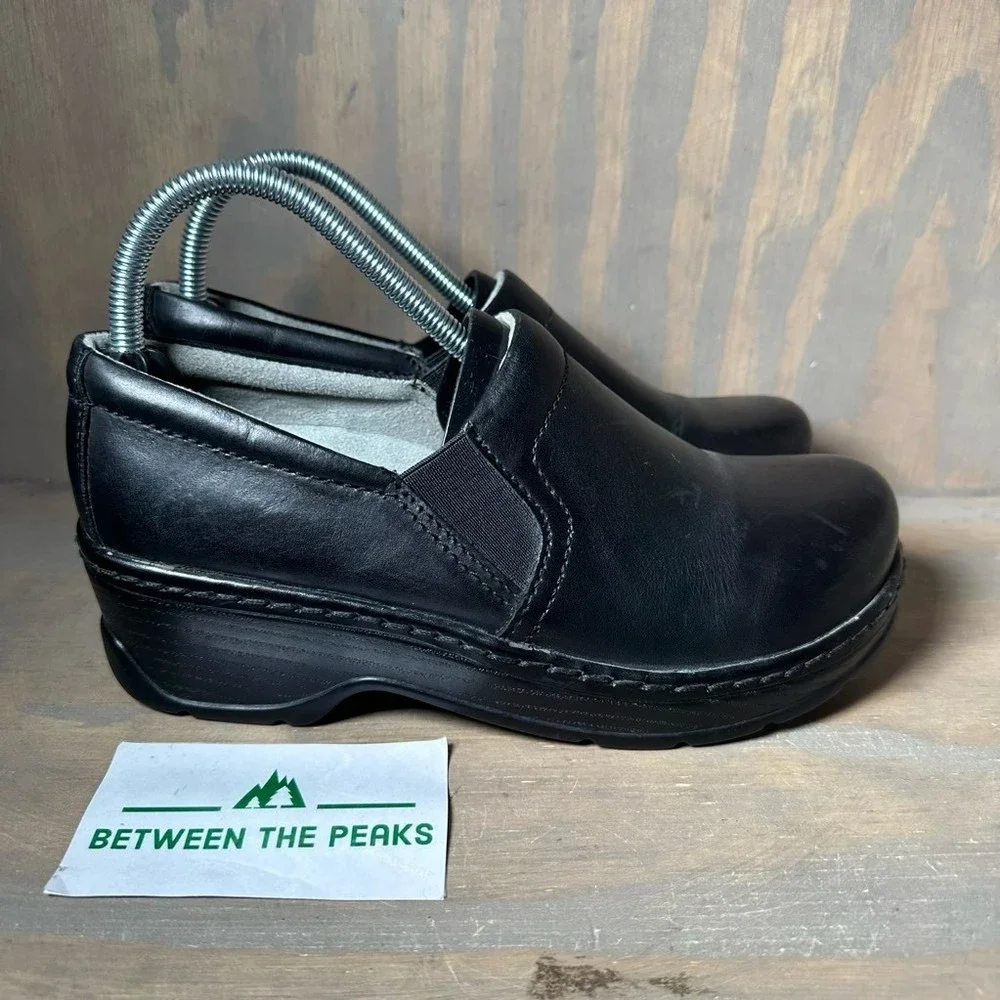 Klogs Womens Clogs Shoes Solid Black Leather Slip On Low Heel Nursing Comfort 8M